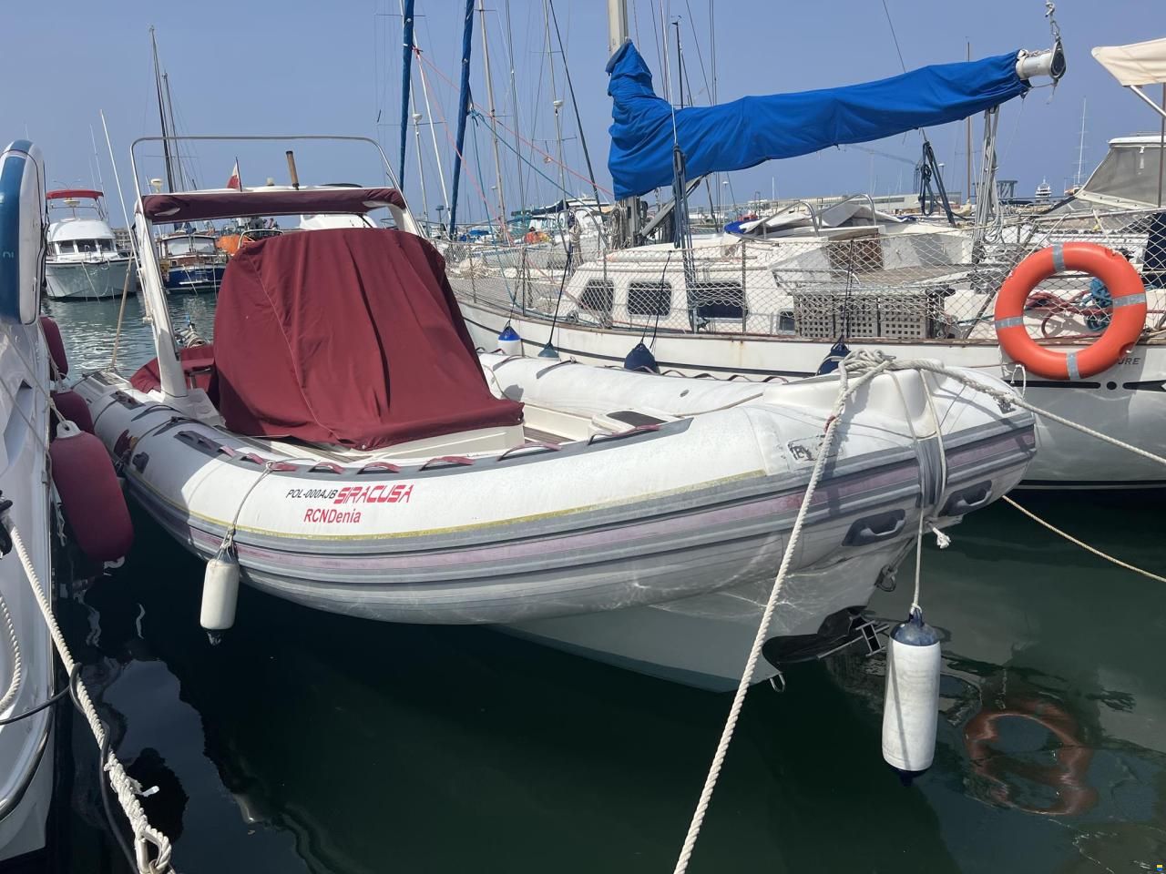 Denia, Amarre 12 m x 3,83 m