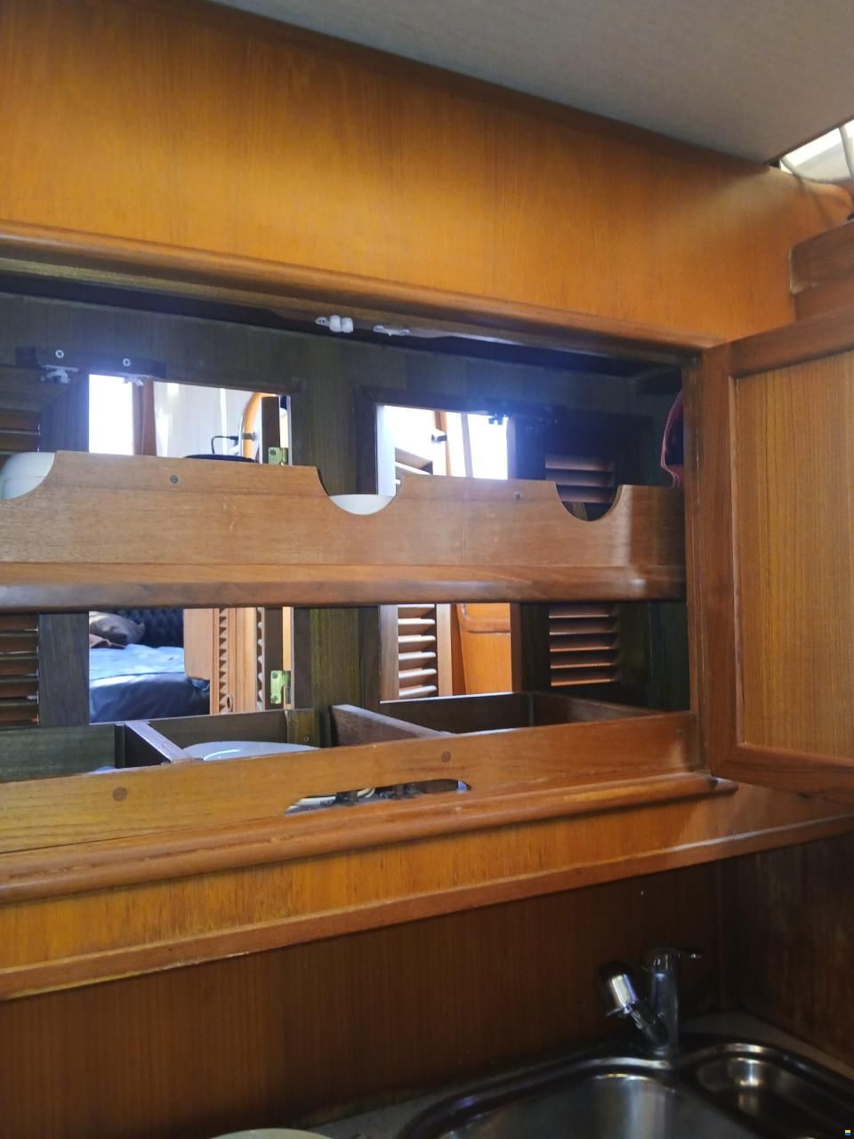 AMS Marine Trawler 39