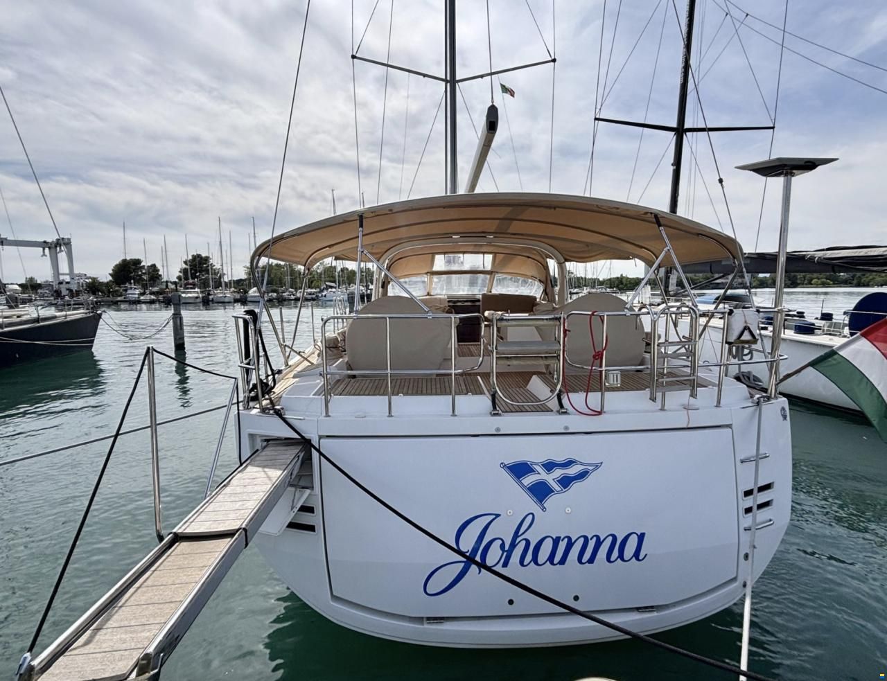 Jeanneau 64