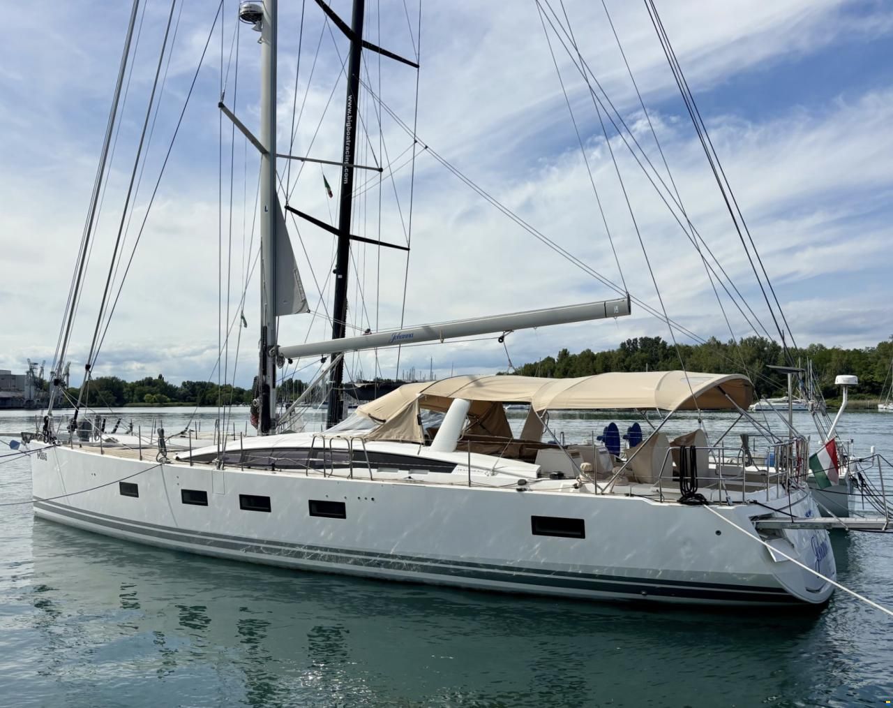 Jeanneau 64