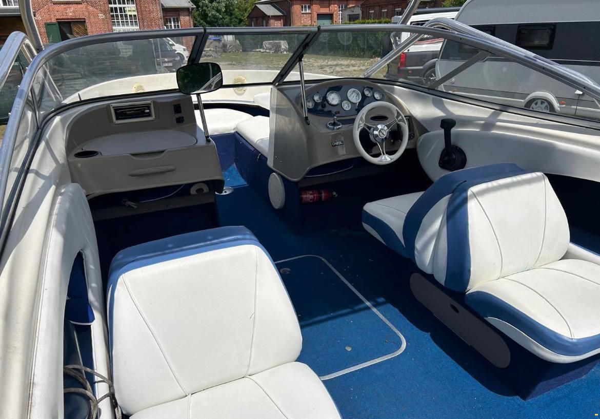 Bayliner 215 Bowrider