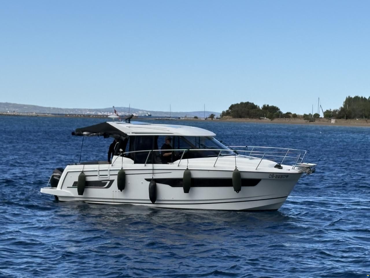 Jeanneau Merry Fisher 895