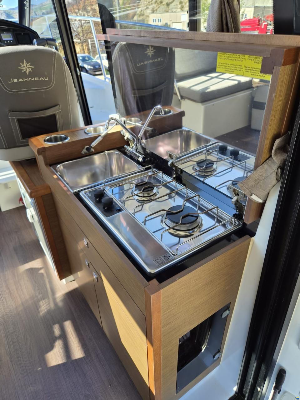 Jeanneau Merry Fisher 895