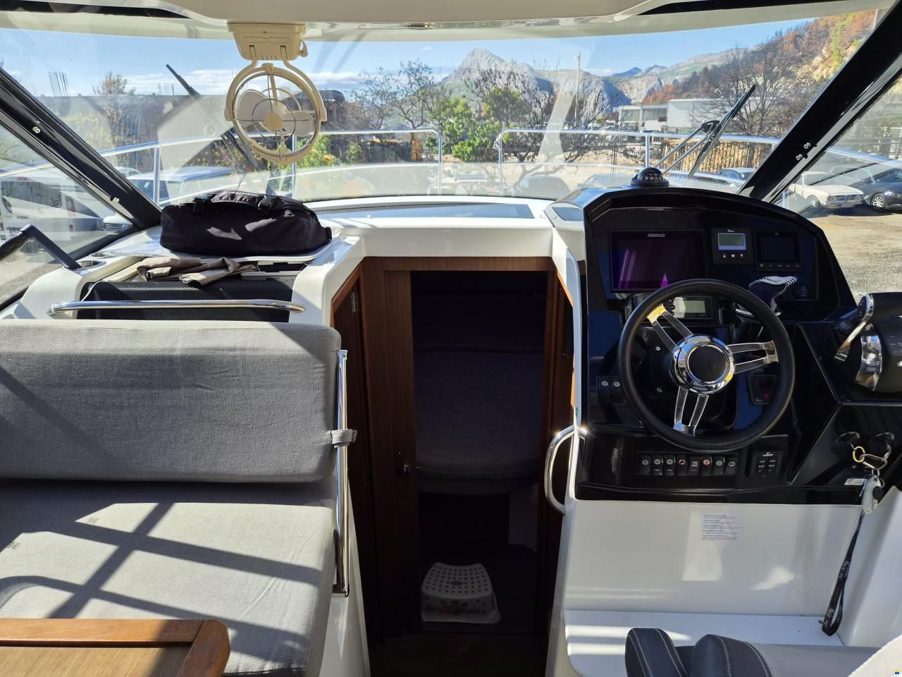 Jeanneau Merry Fisher 895