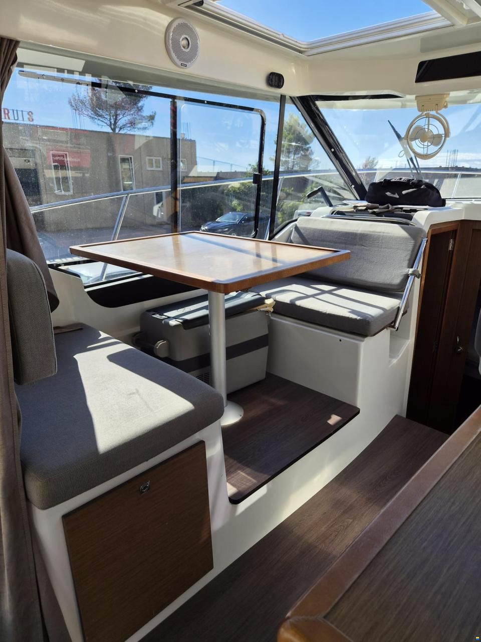 Jeanneau Merry Fisher 895