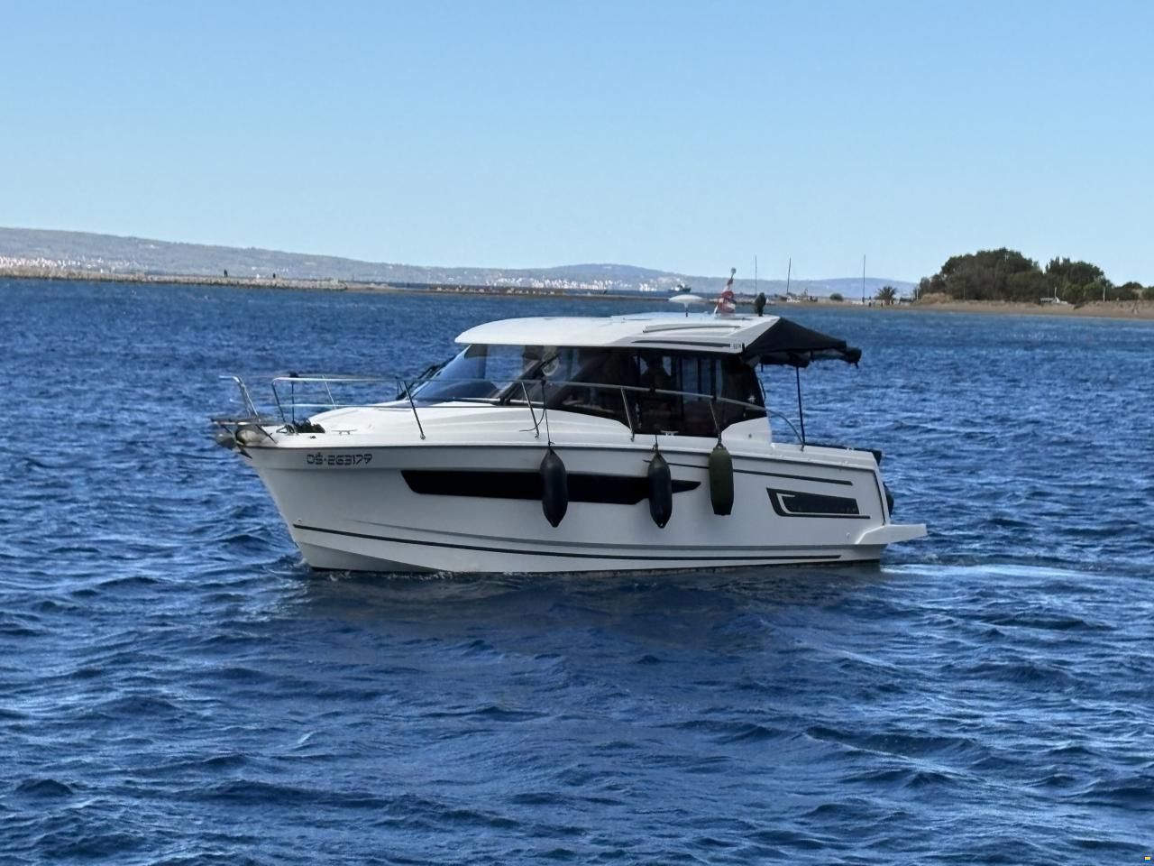 Jeanneau Merry Fisher 895