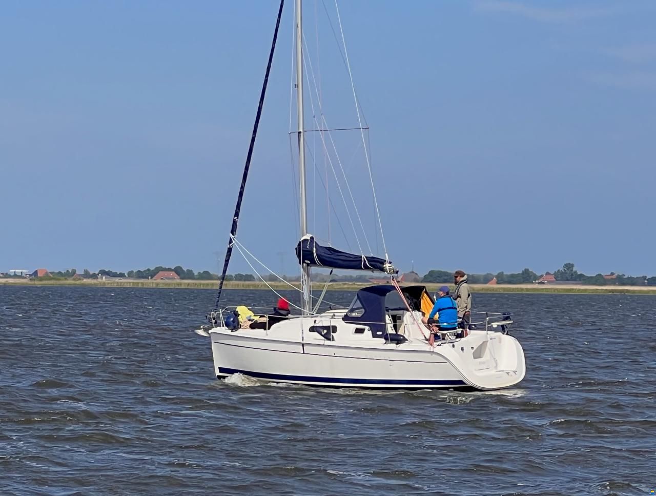Hunter 27