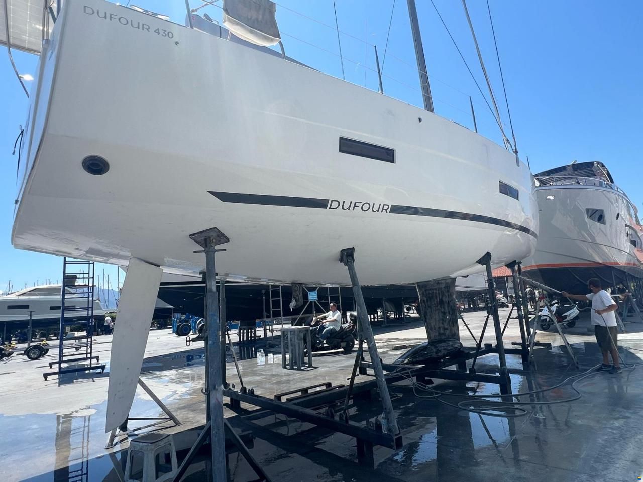 Dufour 430 Grand Large