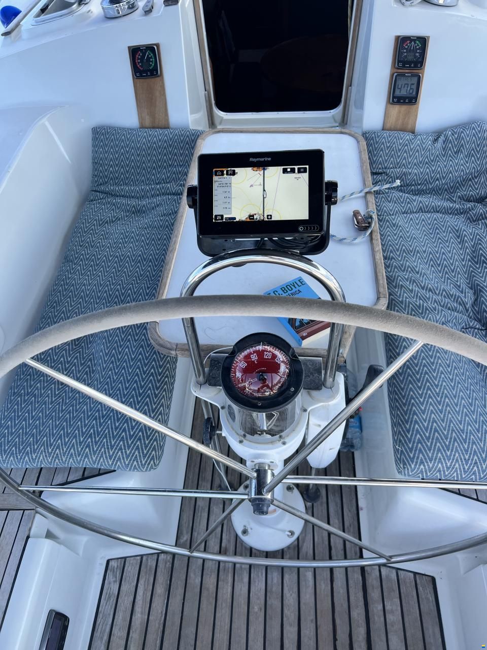 Jeanneau Voyage 12.5