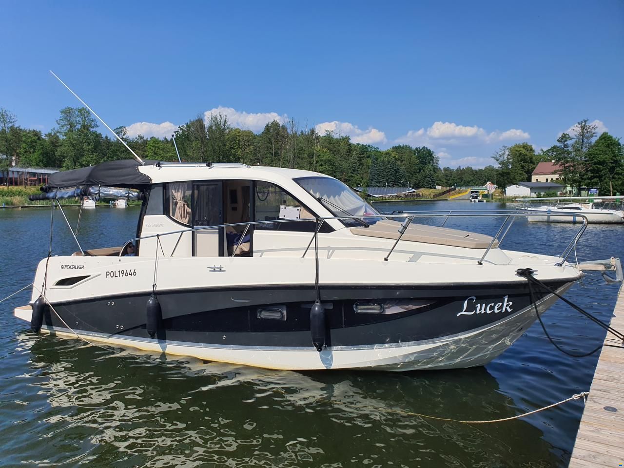 Quicksilver 855 Activ Weekend