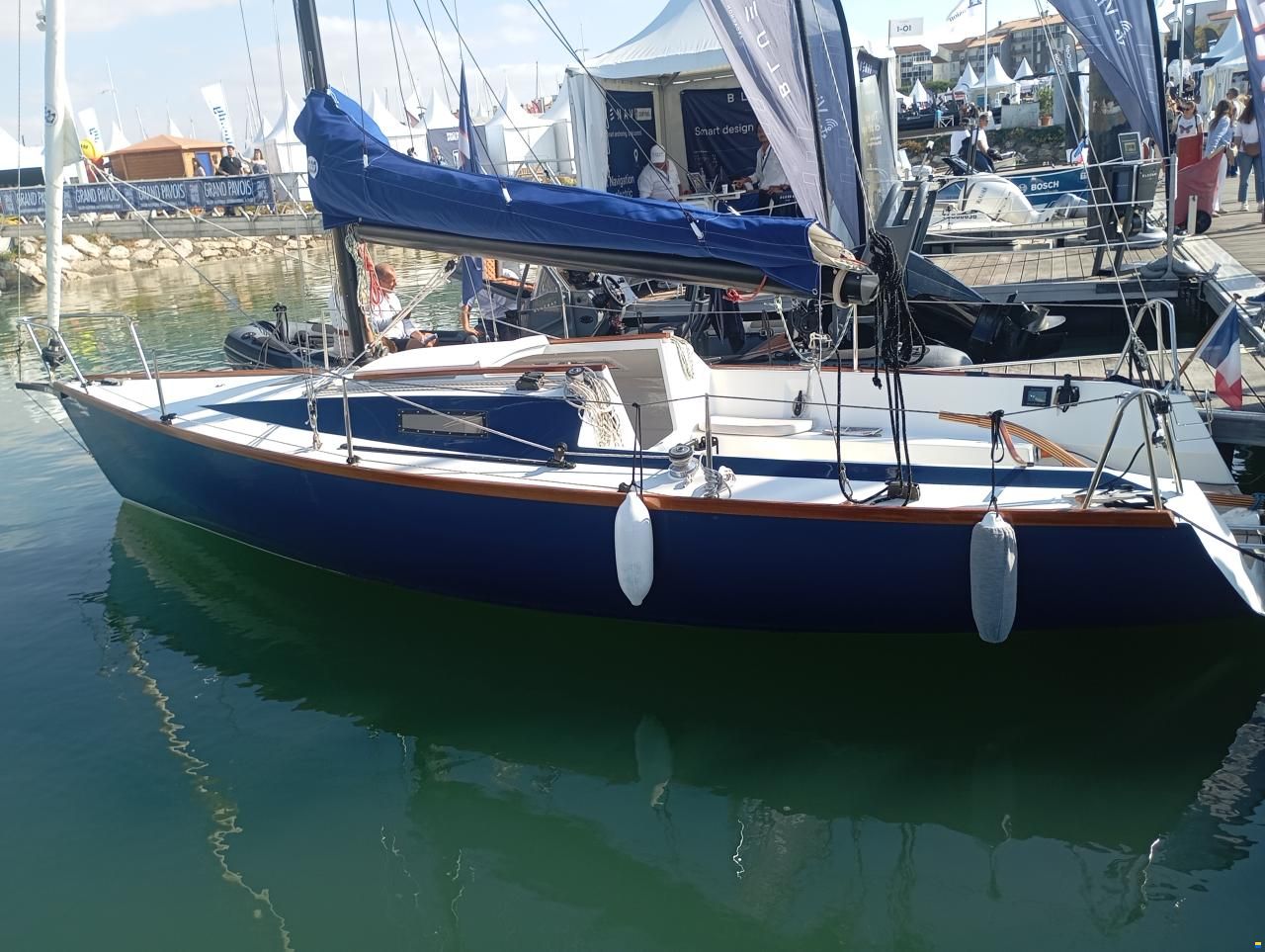 Beneteau First Class 8