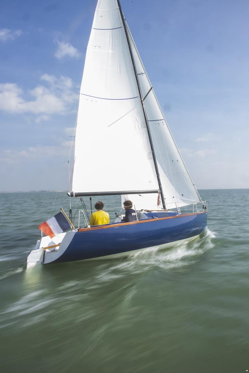 Beneteau First Class 8