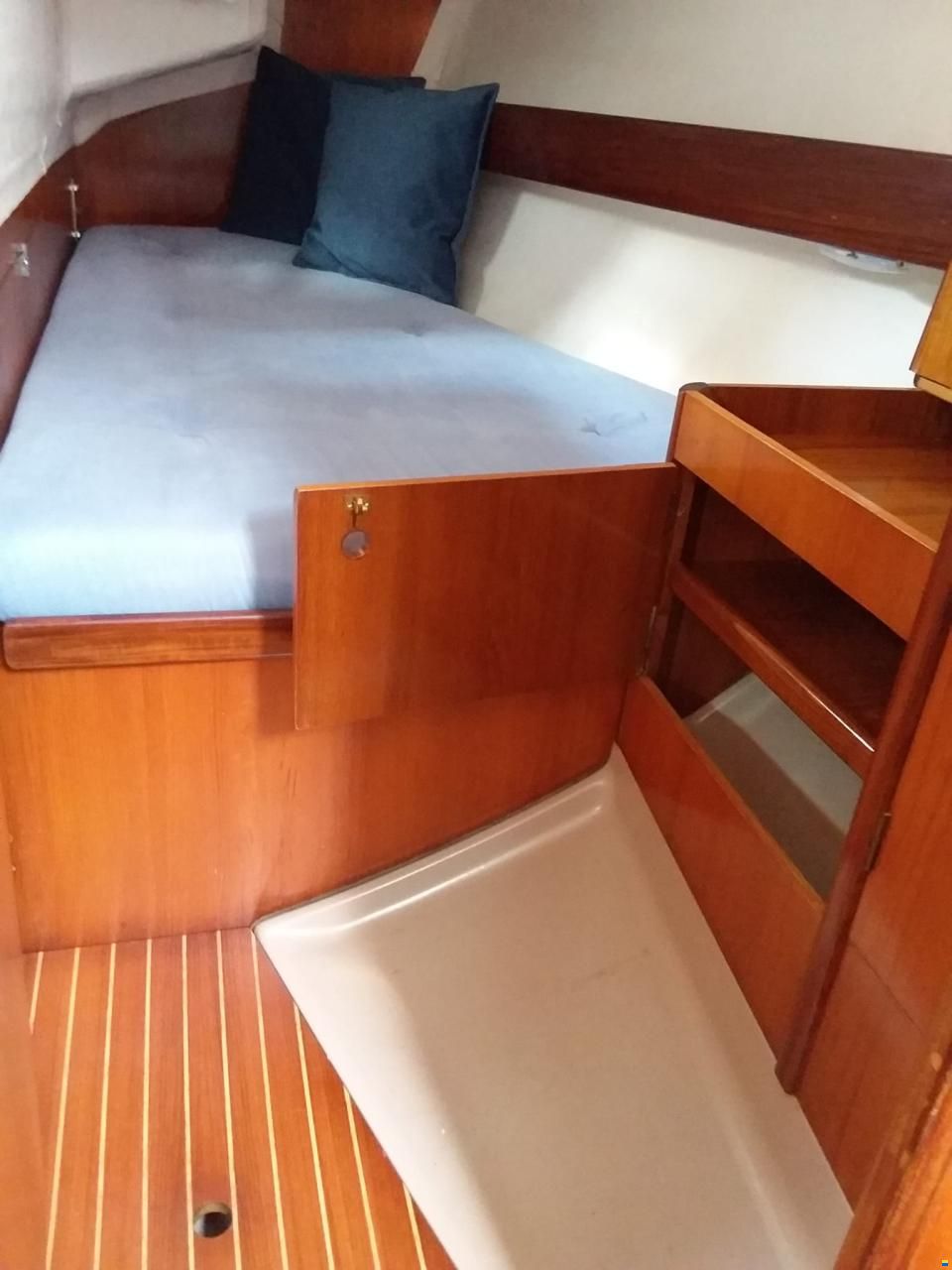 Beneteau Bennetau First 38