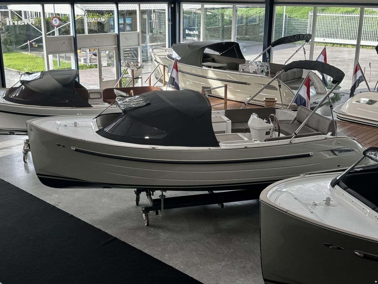Antaris Sixty7