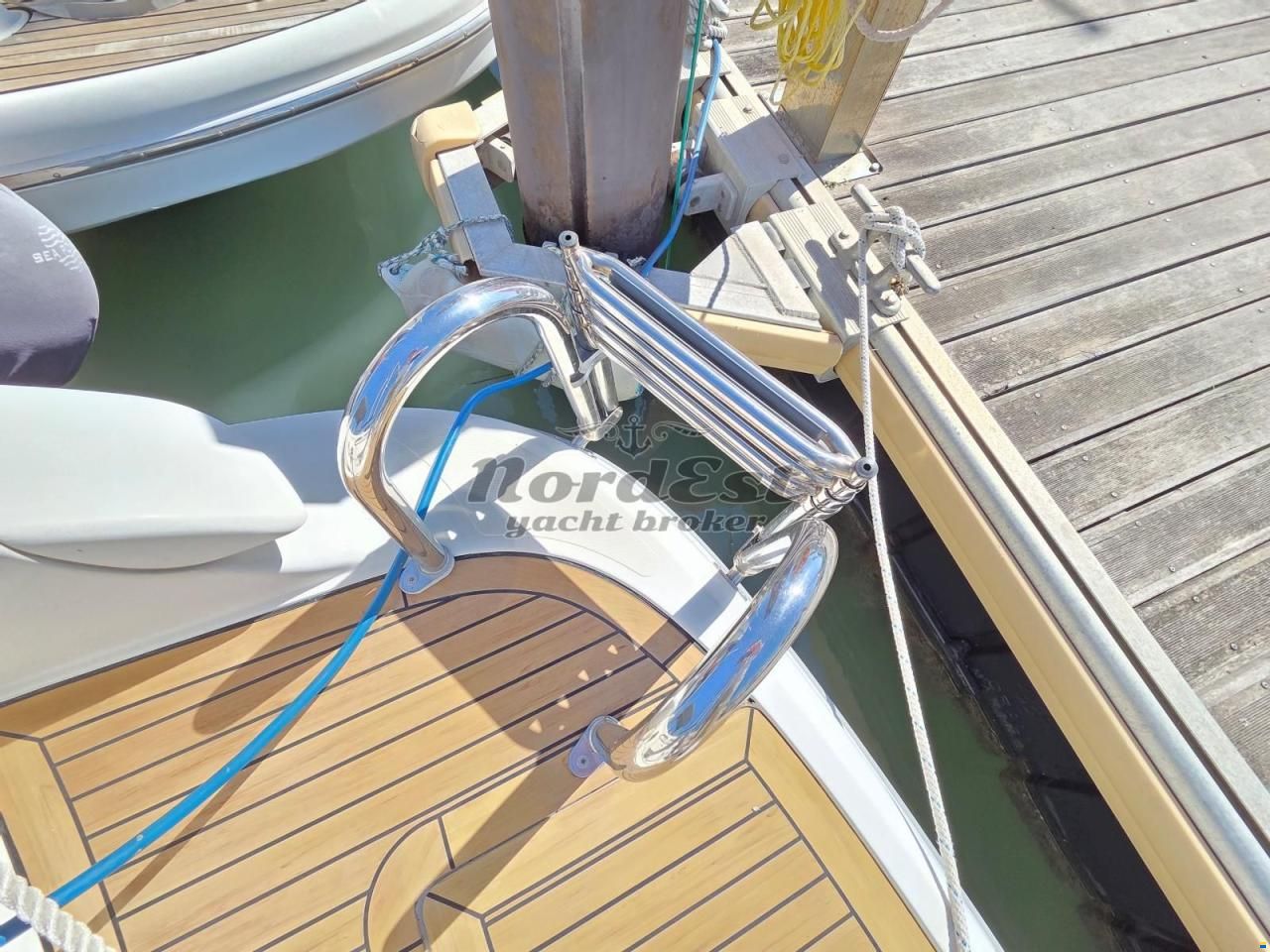Sessa Islamorada 32