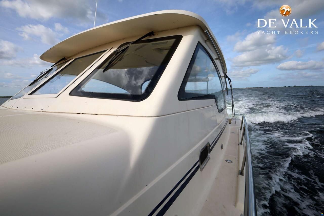 Mainship 34 Rumrunner II
