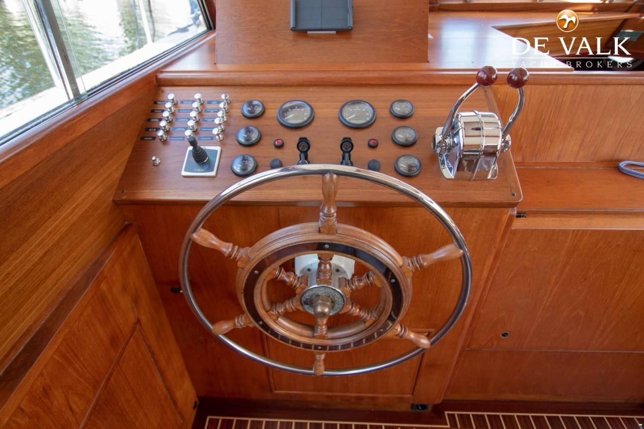 Feadship Van Lent