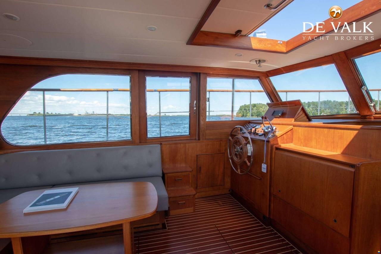 Feadship Van Lent