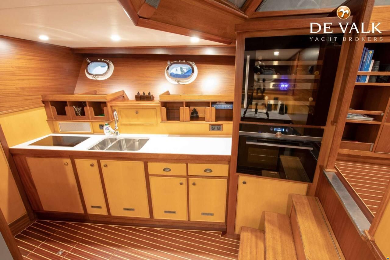 Feadship Van Lent