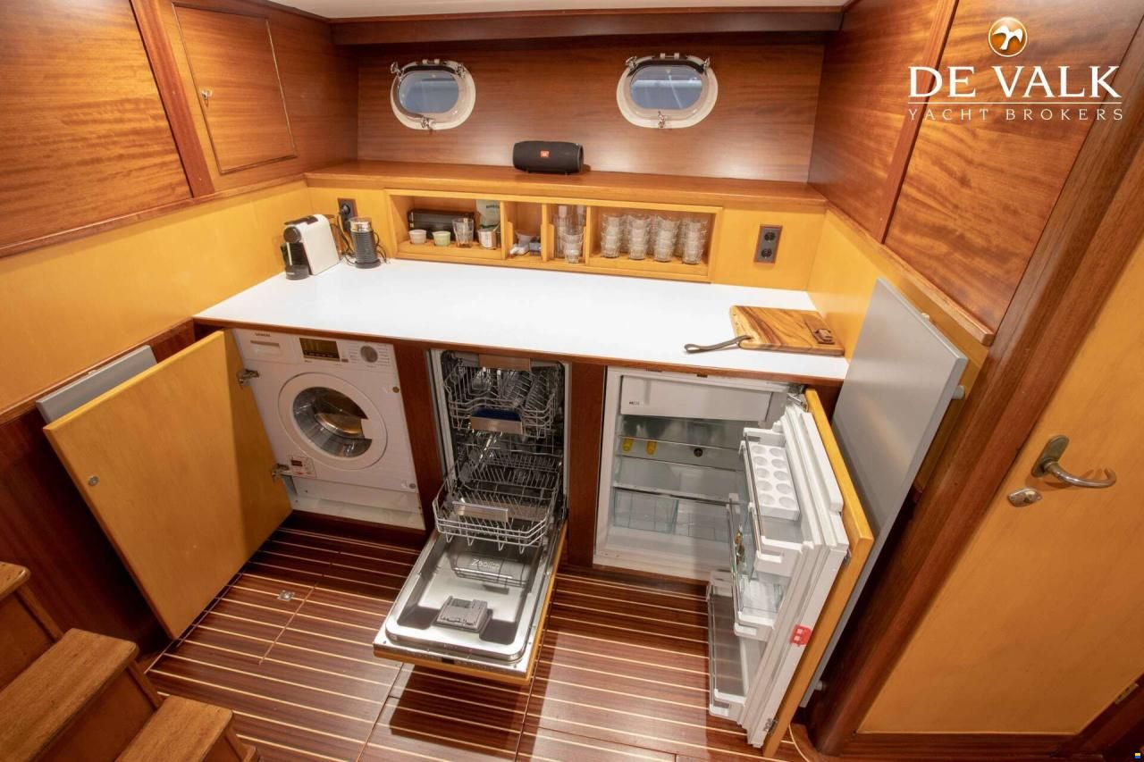 Feadship Van Lent