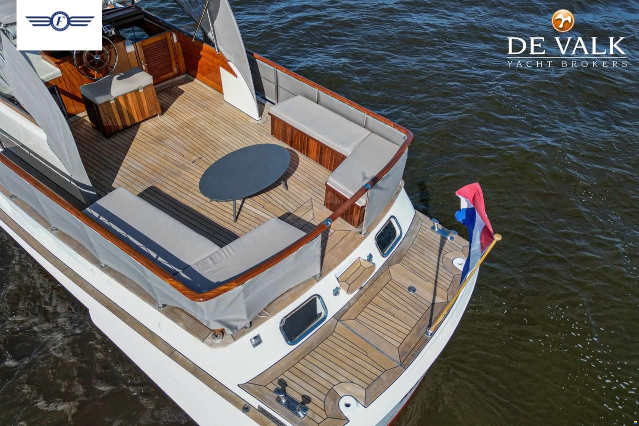 Feadship Van Lent