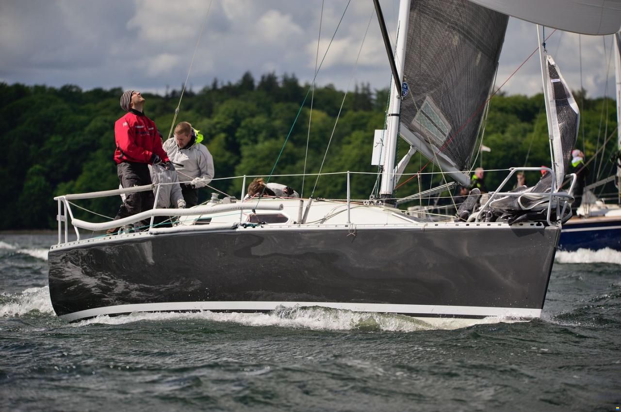 Cross-Yachts Cross 25