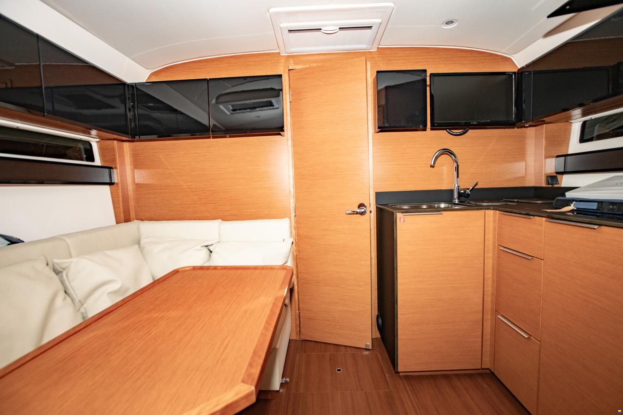 Bavaria Sport 360 HT