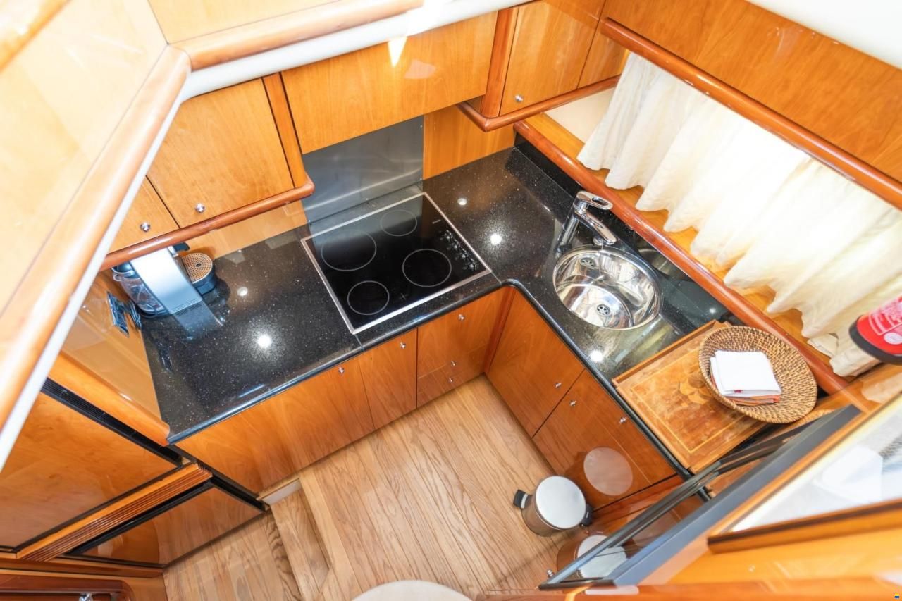 Sunseeker 56