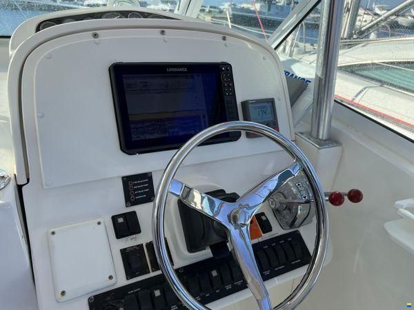 Luhrs 36 Open
