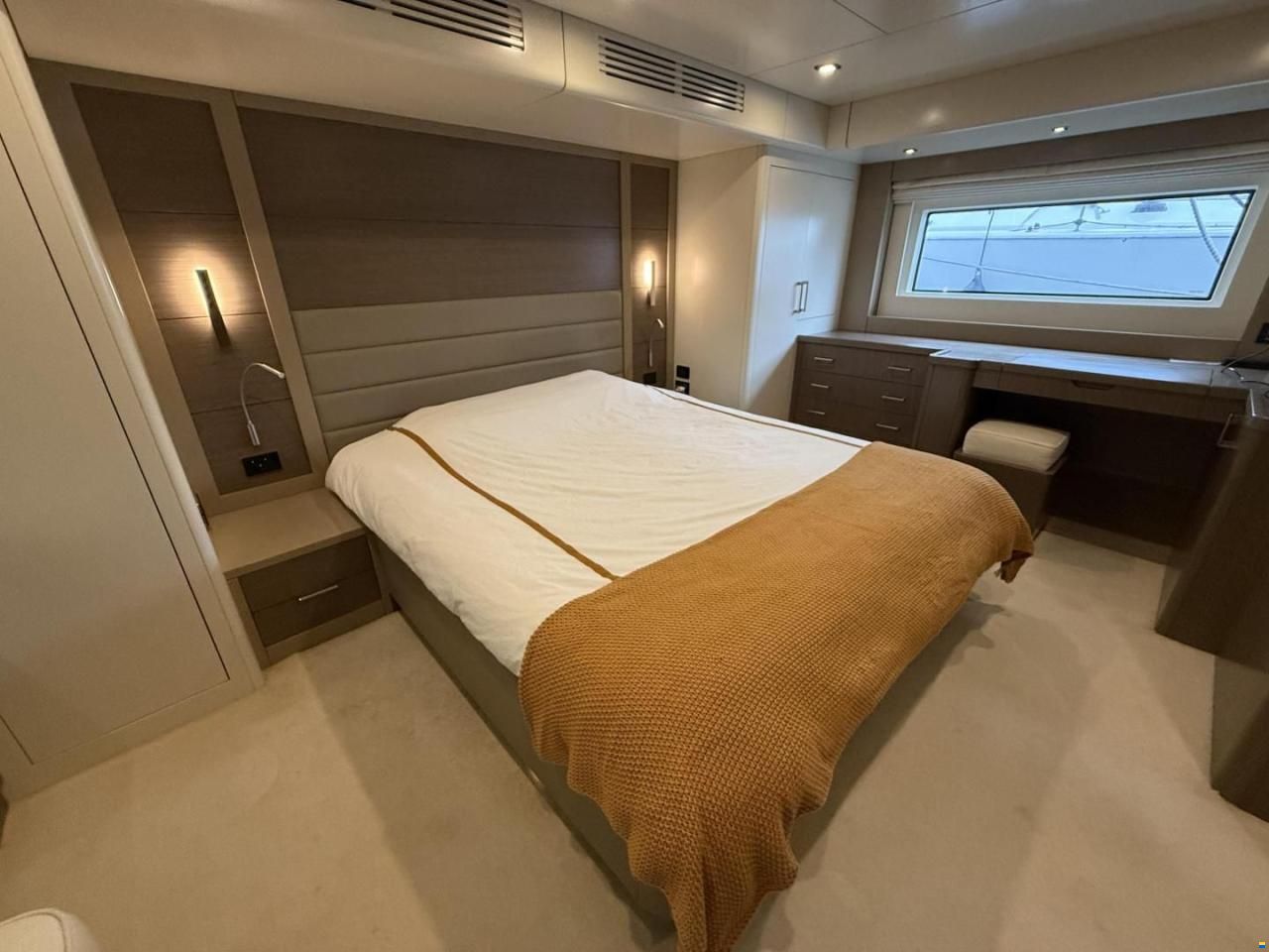 Sirena 58