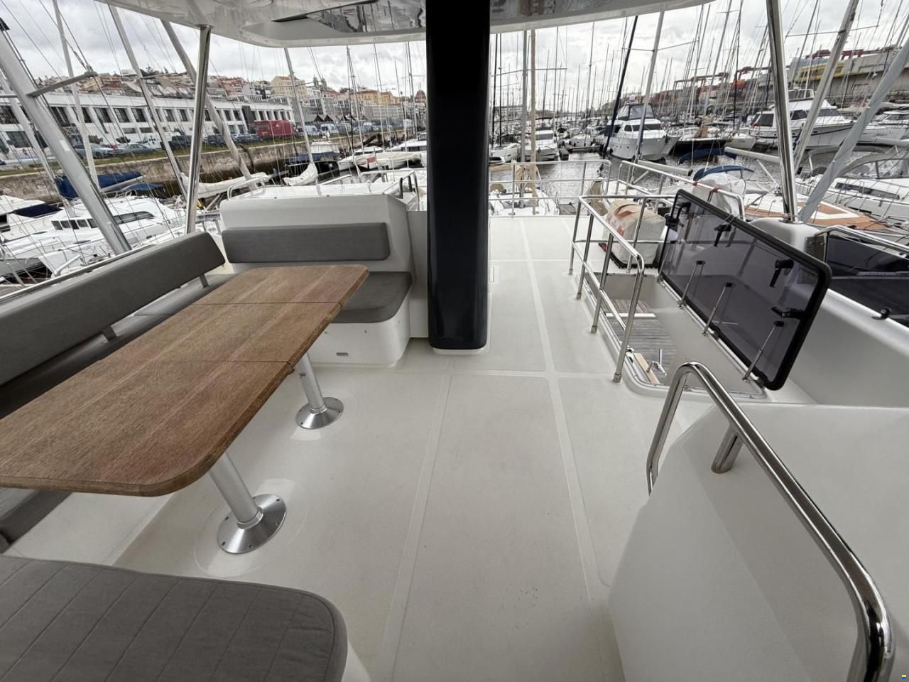 Sirena 58