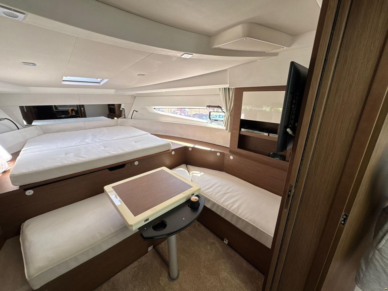 Jeanneau Leader 36