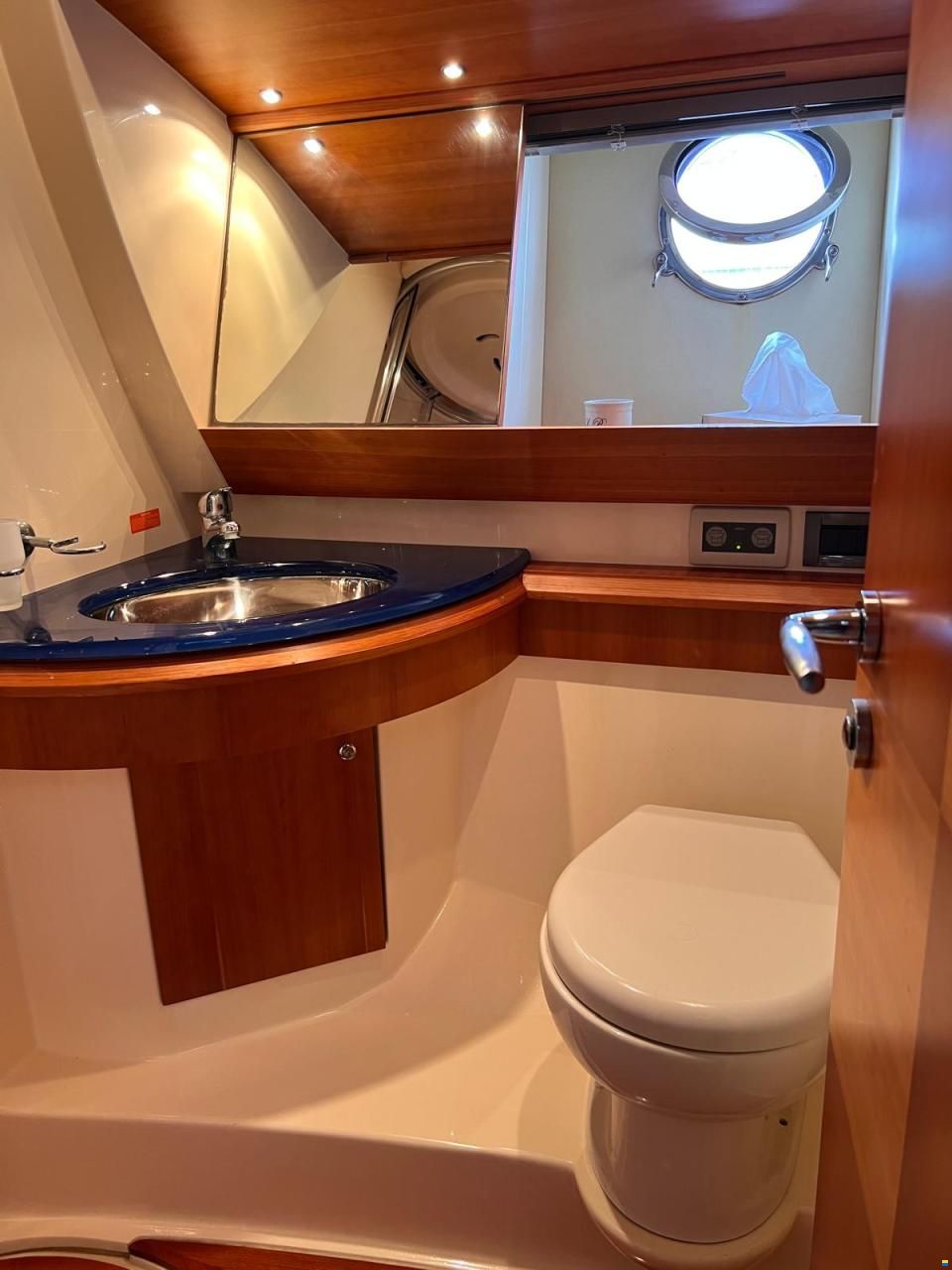 Azimut 50
