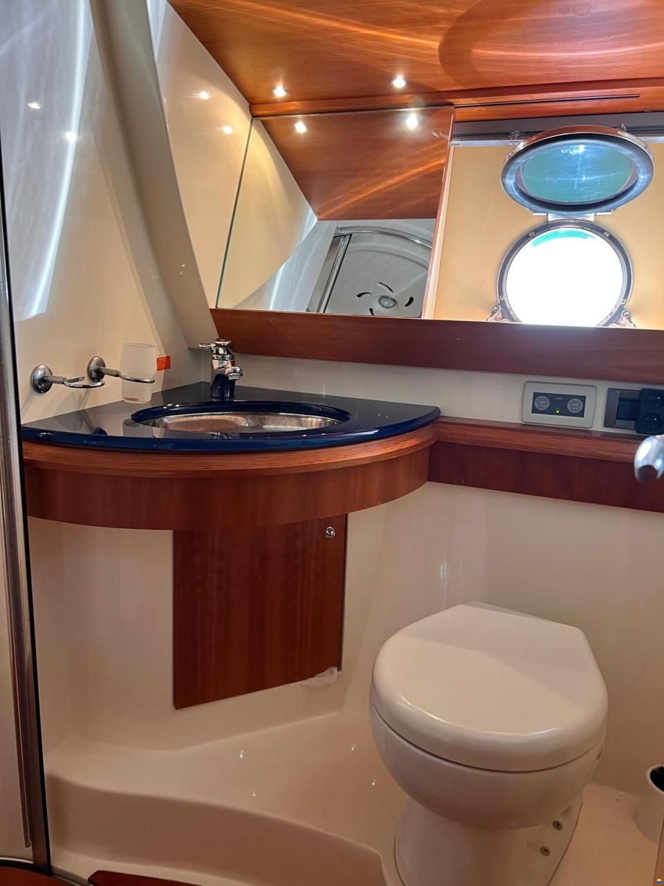 Azimut 50