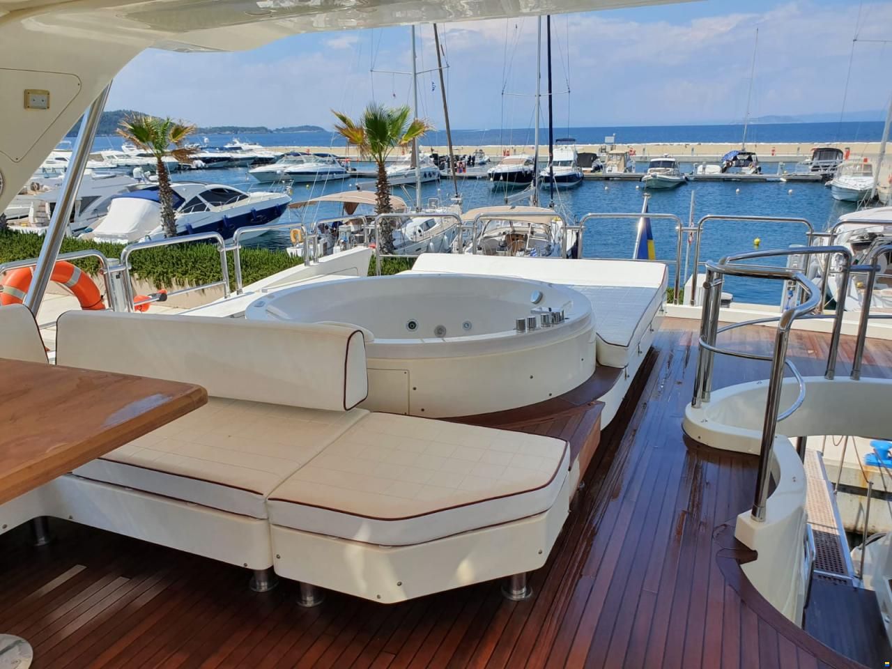 Azimut 78 Fly