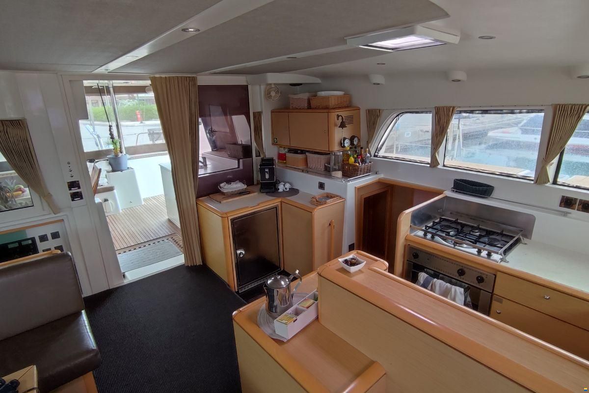 Lagoon 500