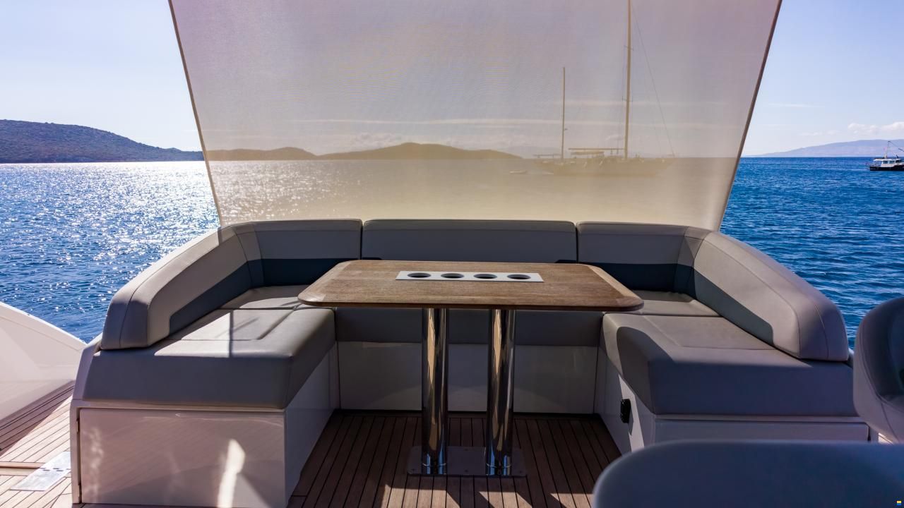 Fairline Squadron 68