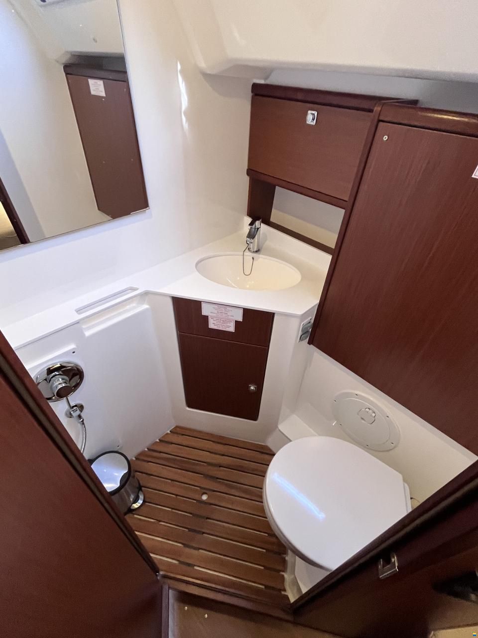 Bavaria Cruiser 46 Style