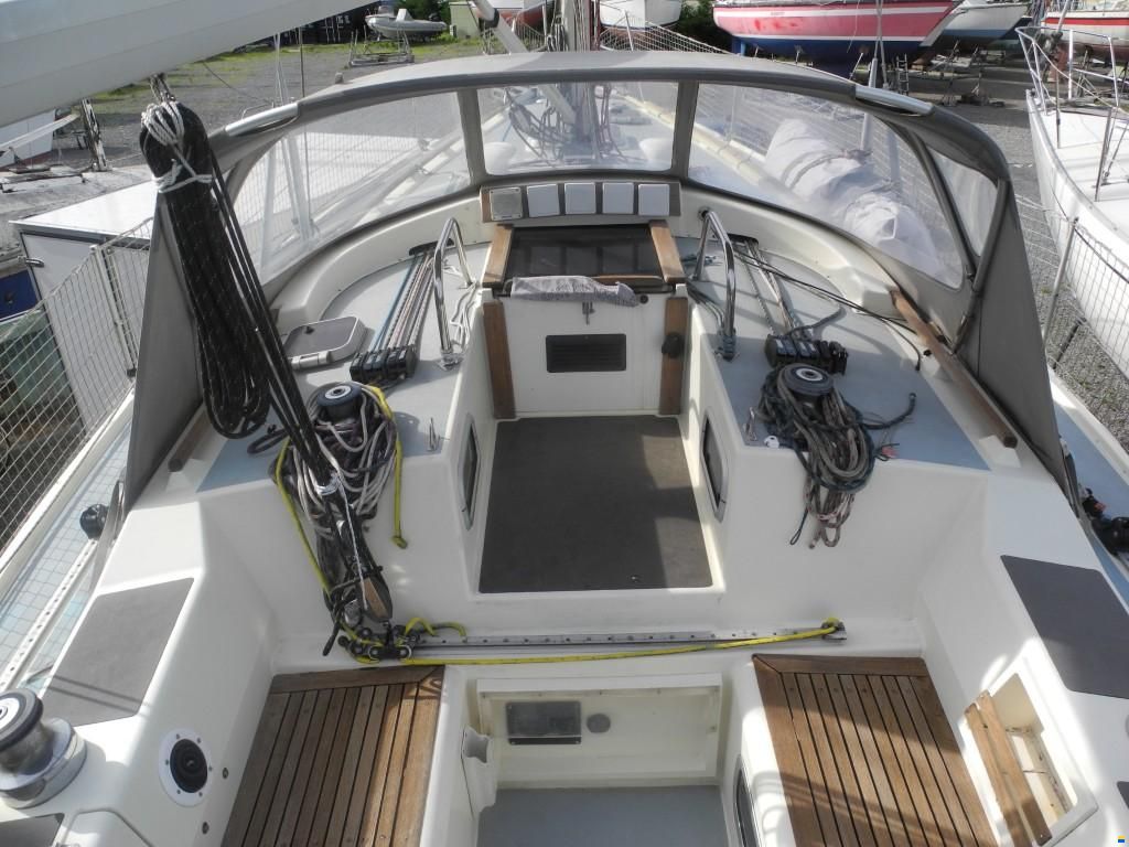 Westerly Falcon 35