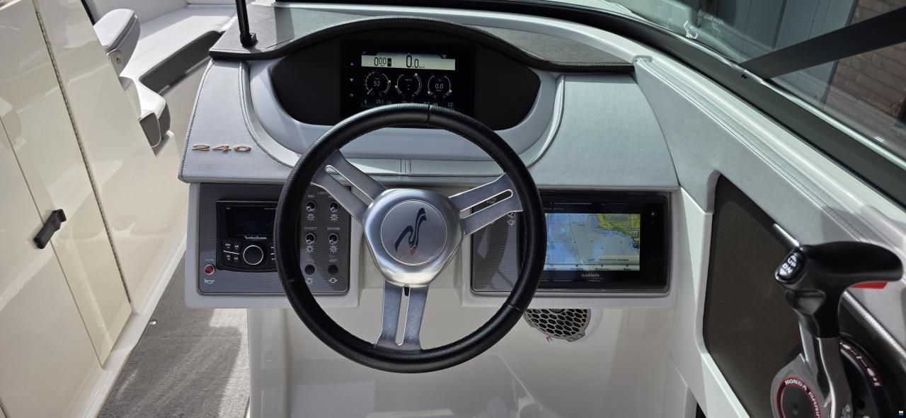 Sea Ray 240SD OB