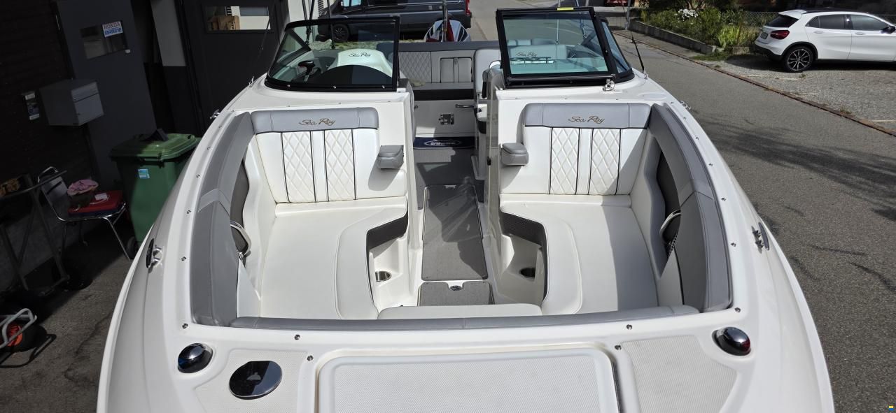Sea Ray 240SD OB