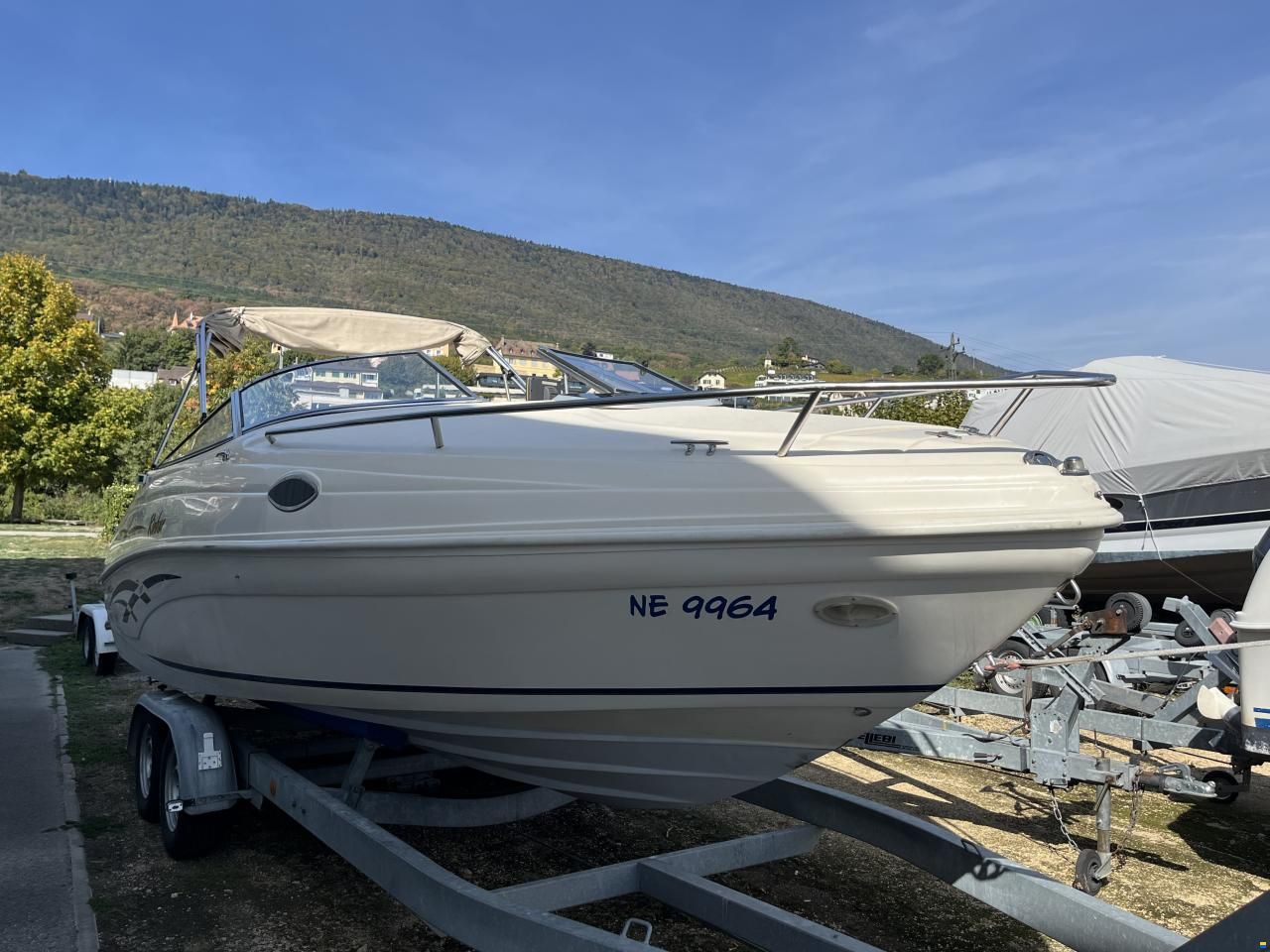Rinker 232 CC