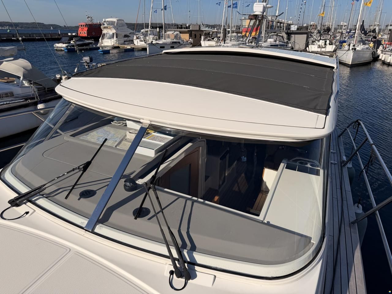 Marex 310 Sun Cruiser