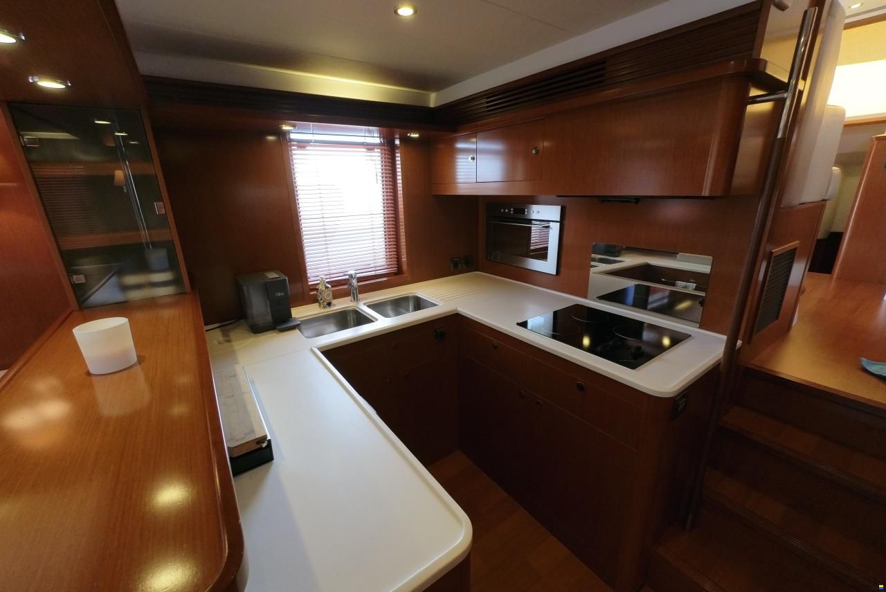 Beneteau Swift Trawler 52