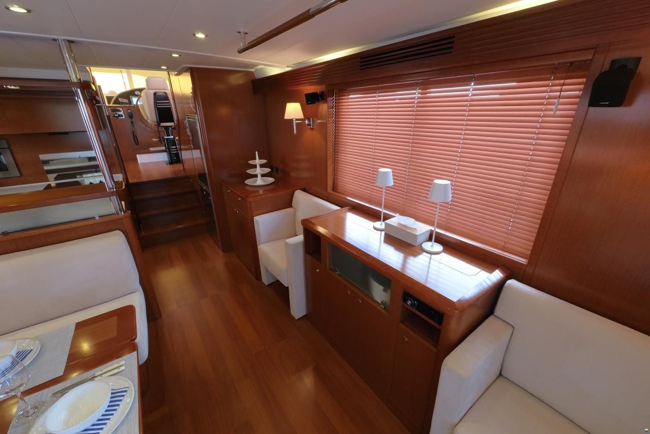 Beneteau Swift Trawler 52