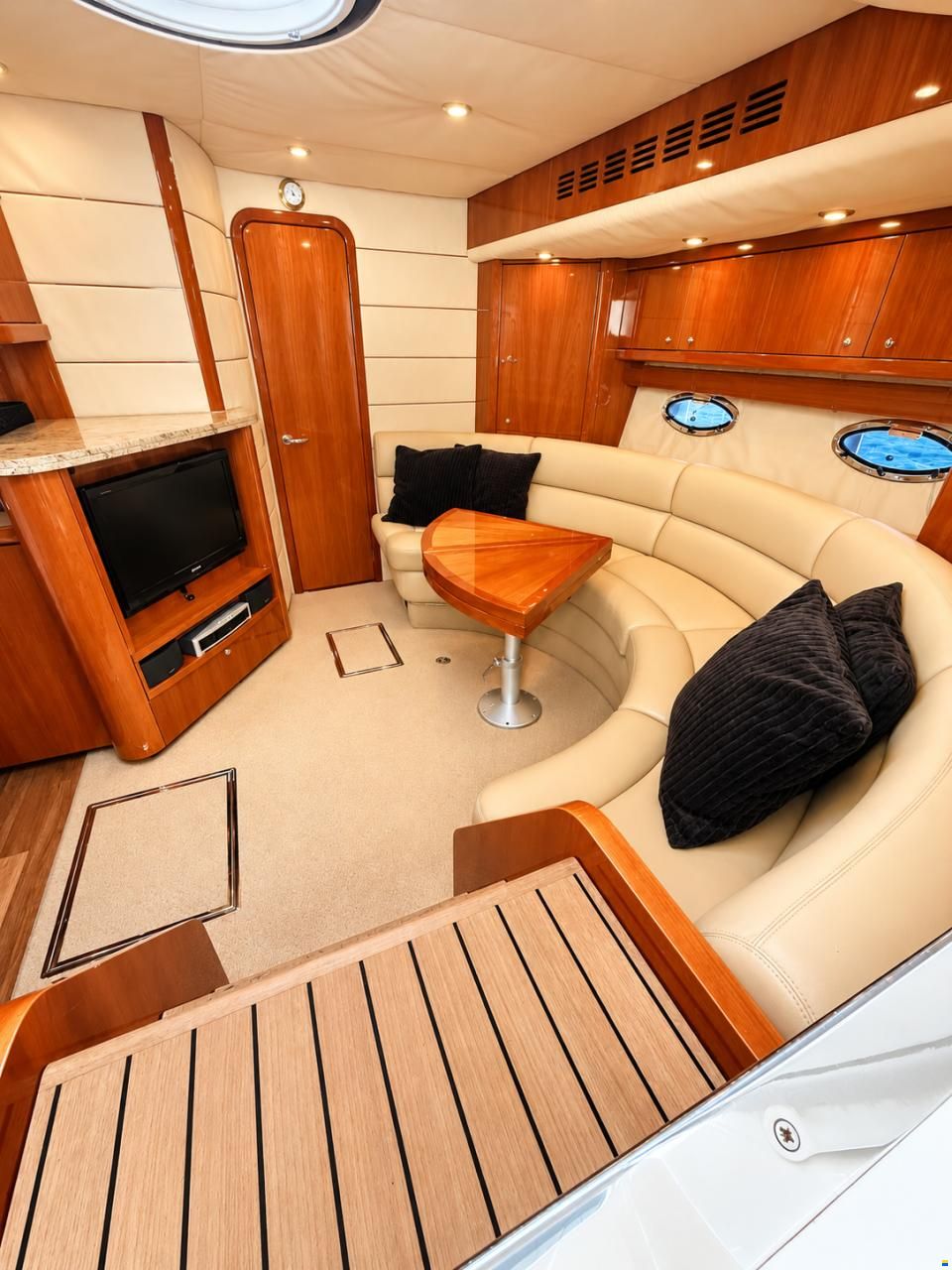 Sunseeker Portofino 47