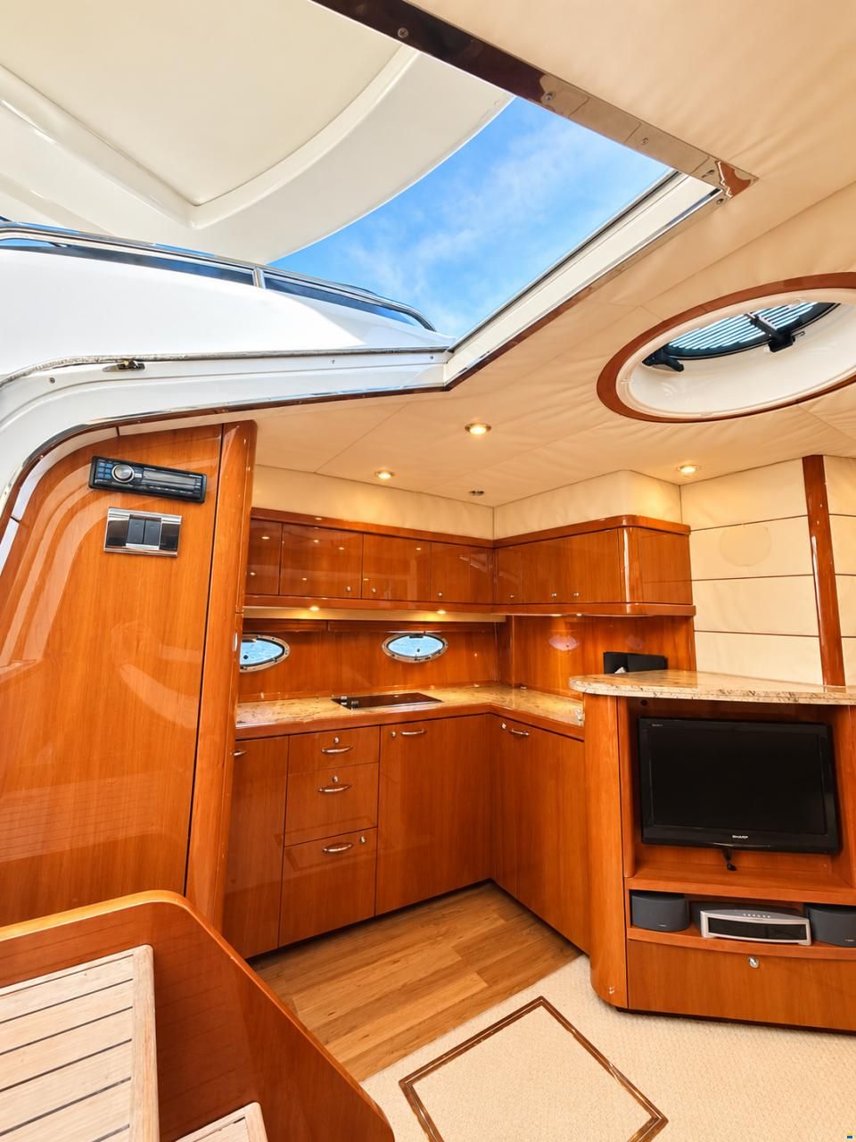 Sunseeker Portofino 47