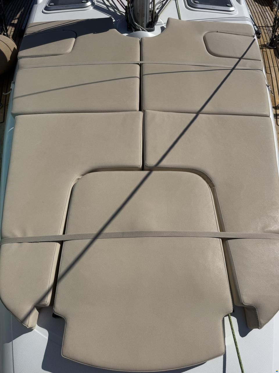 Jeanneau Sun Odyssey 43