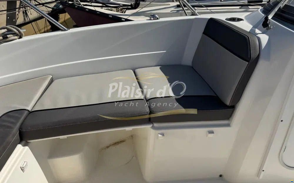Jeanneau Cap Camarat 6.5 BR