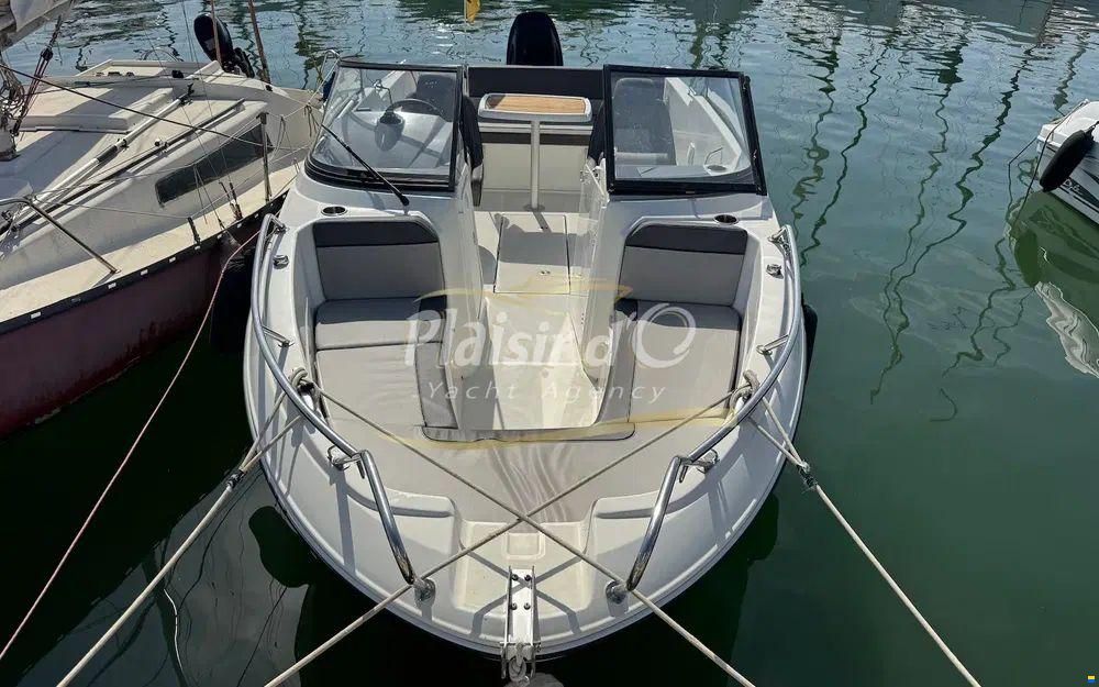 Jeanneau Cap Camarat 6.5 BR
